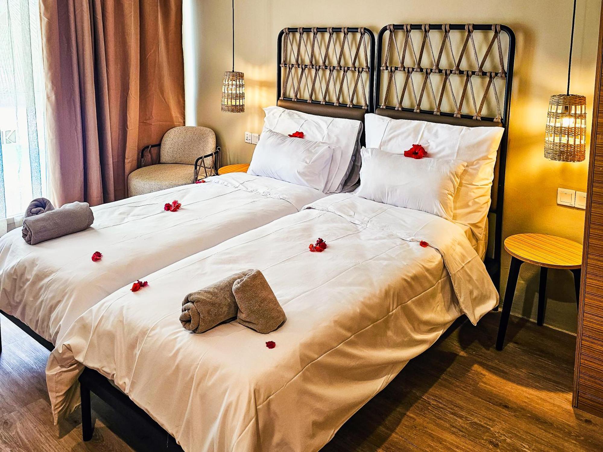 Kombo Beach Resort 세레쿤다 외부 사진