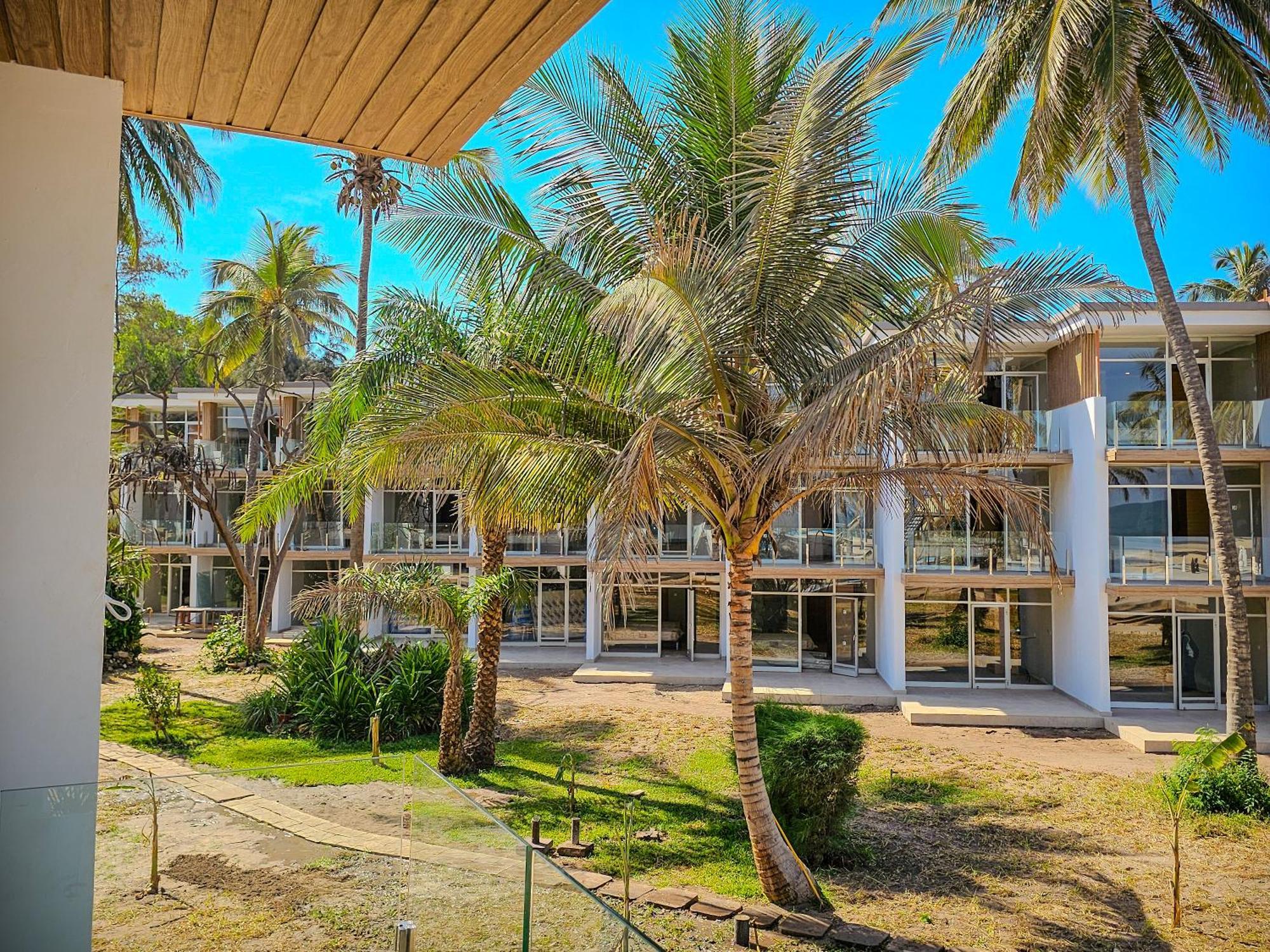 Kombo Beach Resort 세레쿤다 외부 사진
