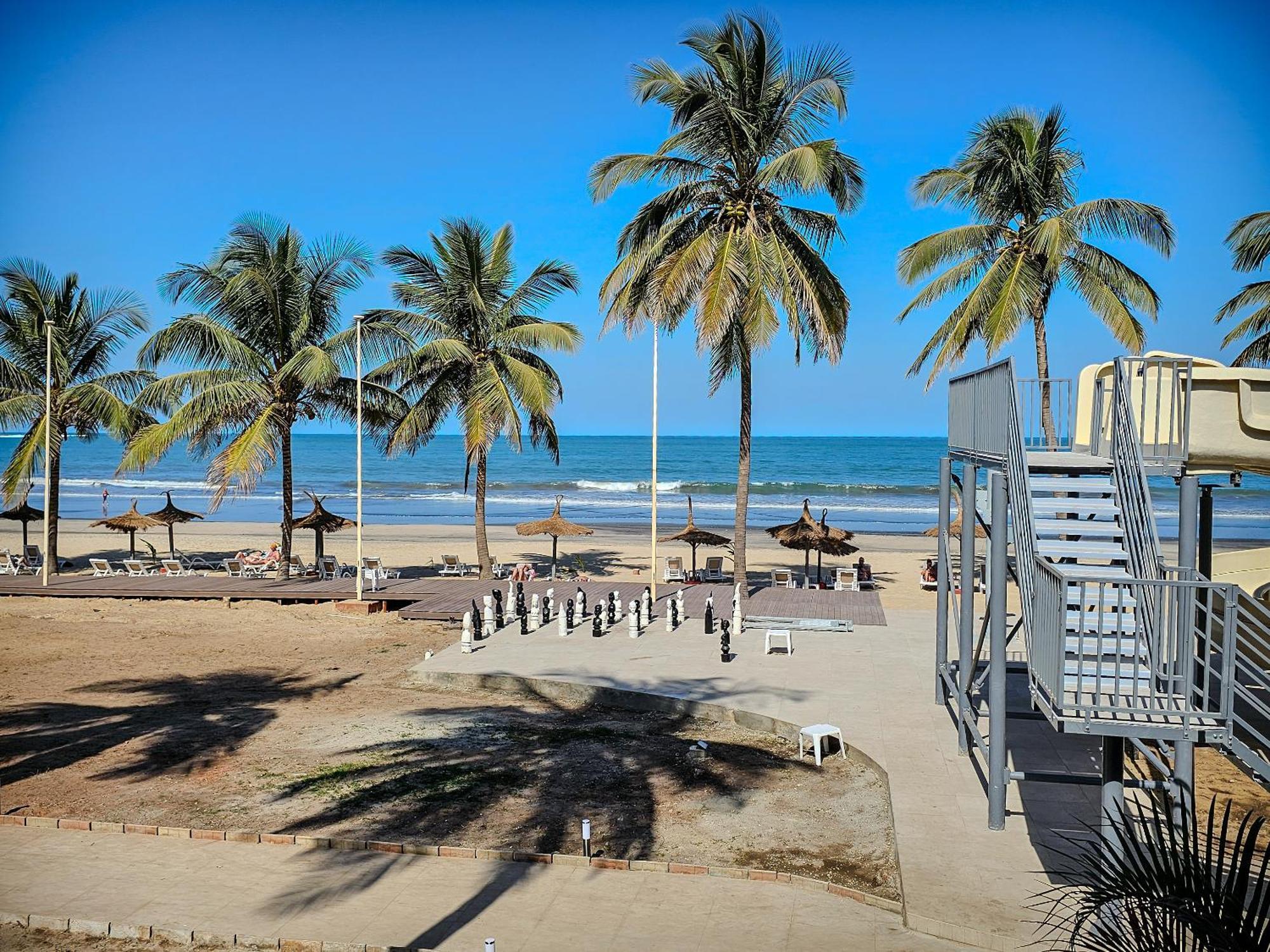 Kombo Beach Resort 세레쿤다 외부 사진