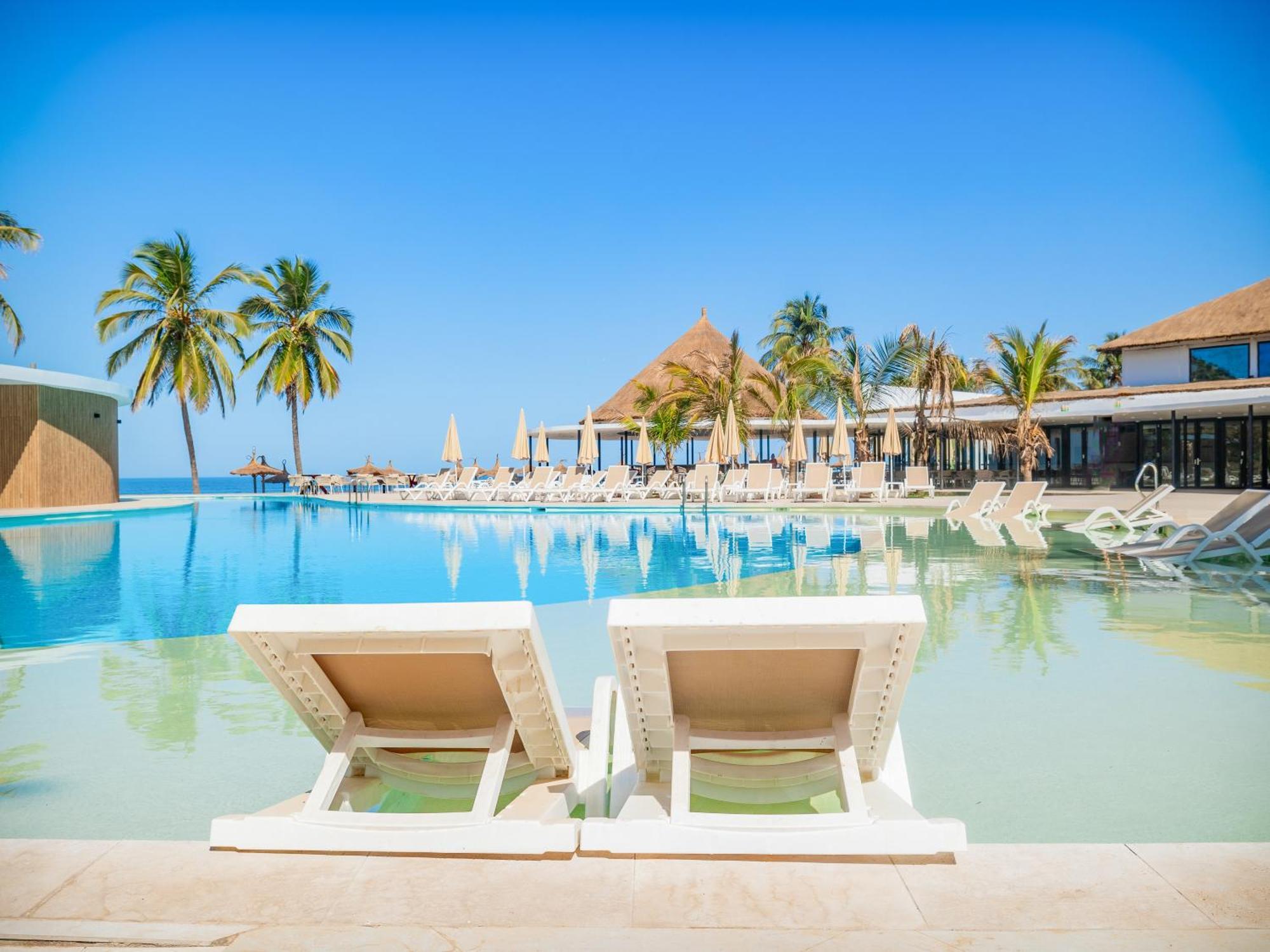 Kombo Beach Resort 세레쿤다 외부 사진